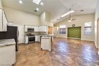 Photo #3: 2774809 Listing 