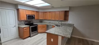 Photo #4: 2774877 Listing 