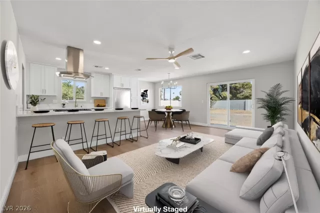 MLS: 2774914 Condo For Sale