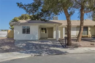 Photo #1: 2774914 Listing 