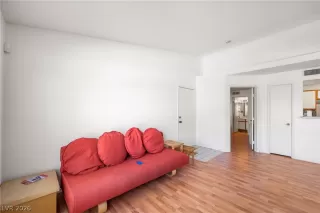 Photo #5: 2774916 Listing 