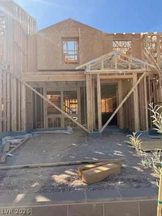 Photo #1: 2774918 Listing 