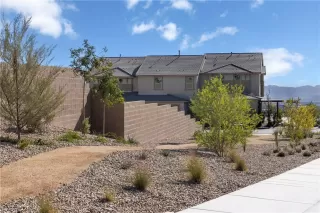 Photo #3: 2774918 Listing 