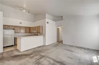 Photo #2: 2775019 Listing 