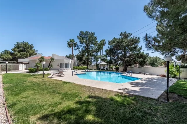 MLS: 2775050 Condo For Sale