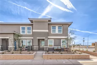 More Details about MLS # 2775063 : 923 ROSY STARLING STREET