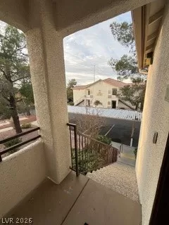 Photo #3: 2775072 Listing 