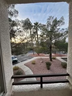 Photo #4: 2775072 Listing 