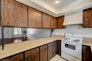 Photo #4: 2775102 Listing 