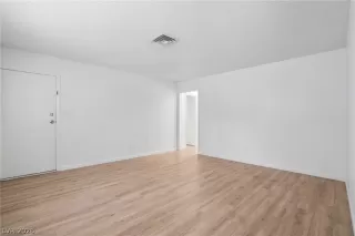 Photo #2: 2775116 Listing 