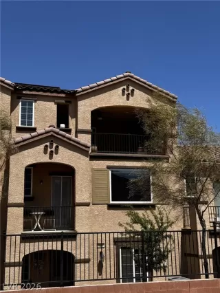Photo #5: 2775122 Listing 