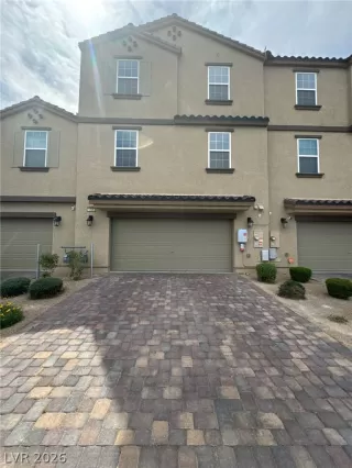Photo #6: 2775122 Listing 