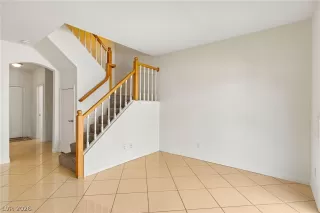 Photo #5: 2775123 Listing 