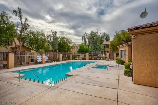 MLS: 2775190 Condo For Sale