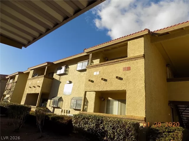 MLS: 2775206 Condo For Sale
