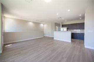 Photo #5: 2775243 Listing 
