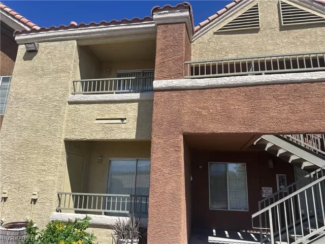 MLS: 2775249 Condo For Sale