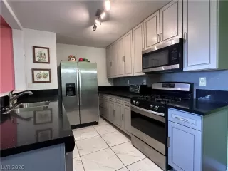 Photo #6: 2775249 Listing 