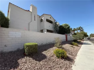 Photo #2: 2775275 Listing 