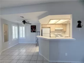 Photo #4: 2775275 Listing 