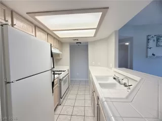 Photo #5: 2775275 Listing 