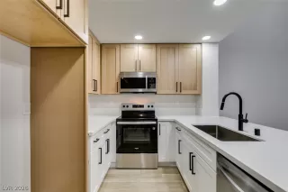 Photo #2: 2775300 Listing 