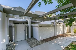 Photo #4: 2775300 Listing 