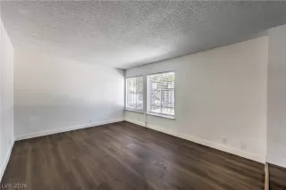 Photo #5: 2775316 Listing 