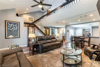 Photo #6: 2775341 Listing 
