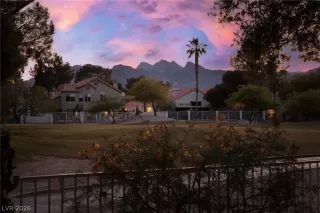 Photo #3: 2775377 Listing 