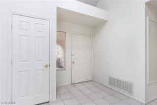 Photo #4: 2775377 Listing 