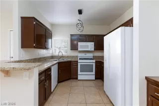 Photo #5: 2775395 Listing 