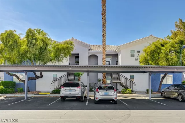 MLS: 2775431 Condo For Sale