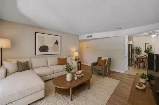 Photo #3: 2775476 Listing 