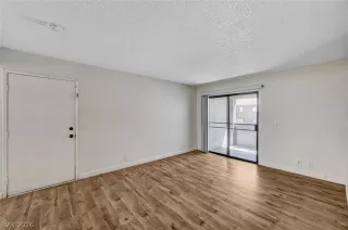 Photo #5: 2775476 Listing 