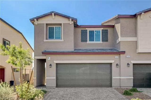 MLS: 2775501 Condo For Sale