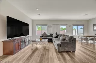 Photo #6: 2775501 Listing 