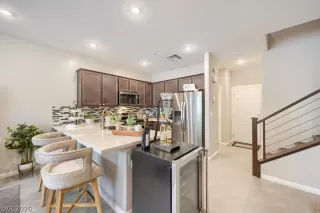 Photo #2: 2775550 Listing 