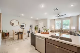 Photo #4: 2775550 Listing 