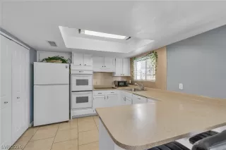 Photo #6: 2775590 Listing 