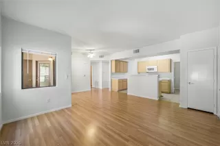 Photo #5: 2775615 Listing 