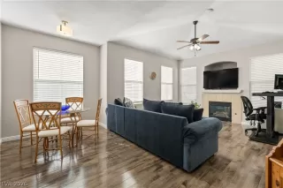 Photo #5: 2775632 Listing 