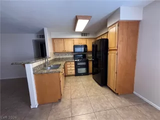 Photo #3: 2775761 Listing 