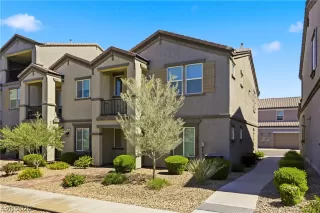 Photo #1: 2775762 Listing 