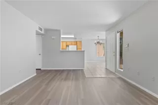 Photo #3: 2775793 Listing 