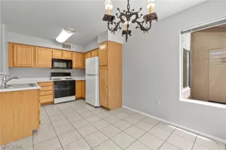 Photo #6: 2775793 Listing 