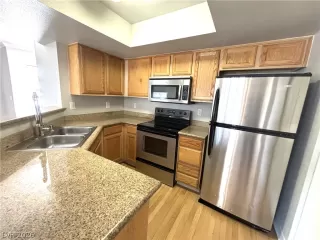 Photo #1: 2775805 Listing 