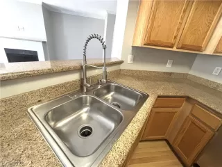 Photo #3: 2775805 Listing 