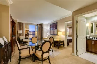 Photo #1: 2775822 Listing 