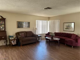 Photo #2: 2775837 Listing